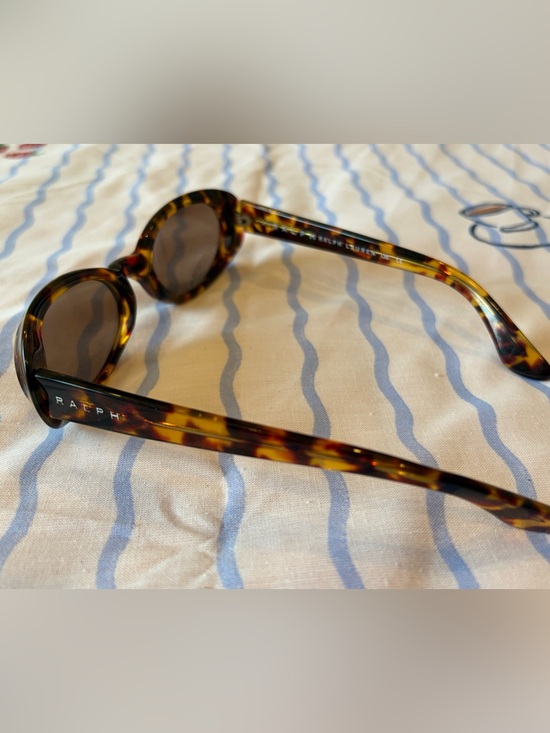 Vintage Y2K Ralph Lauren Tortoiseshell Oval Sunglasses ??️? main image 9
